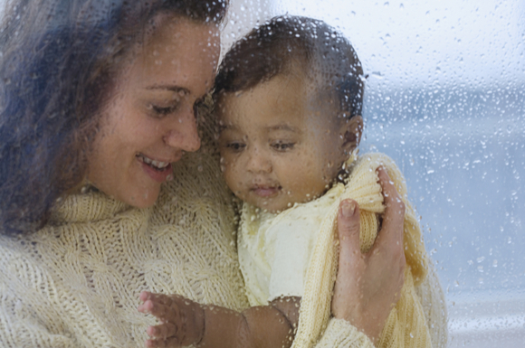 雨の日に赤ちゃんとお出かけする時の注意点や事前準備のポイント！ 子育て応援サイト MARCH(マーチ)