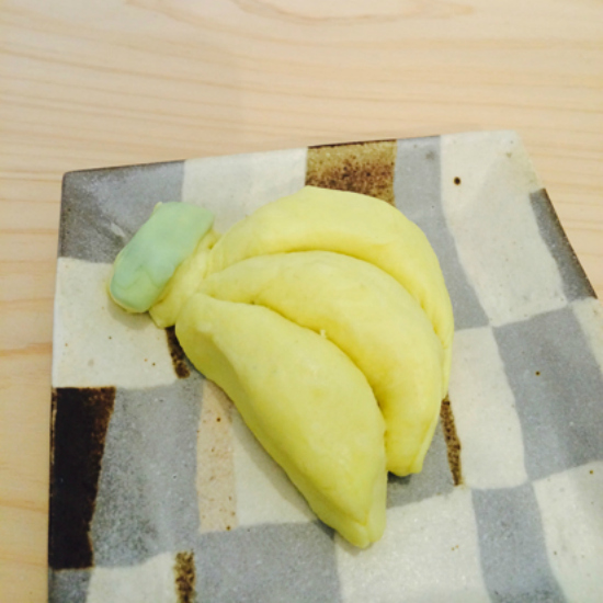 粘土でバナナの作り方0722-14