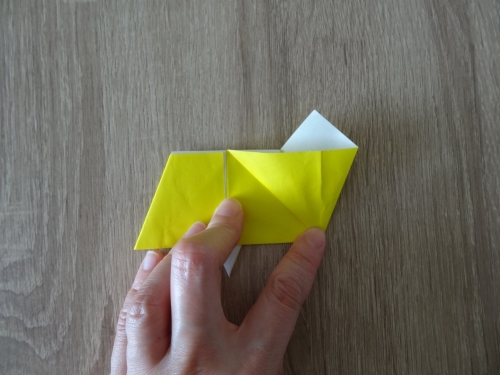 折り紙で作るバッグの折り方の手順の画像
