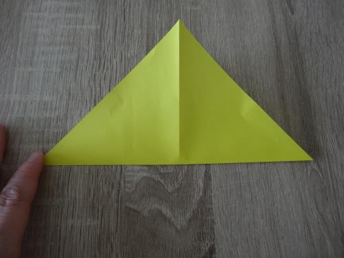 ちょうちょを折り紙で折る手順の画像