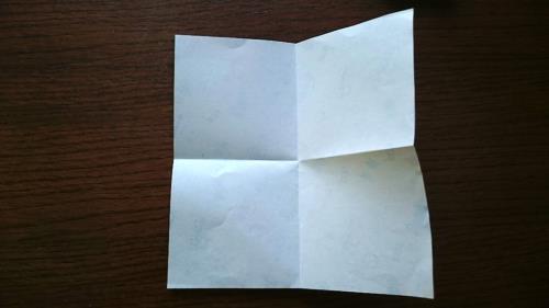 折り紙でコマを折る折り方の手順の画像