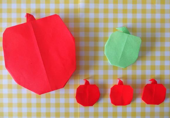折り紙で折るりんごは可愛い 作り方とかわいいアレンジ方法 子育て応援サイト March マーチ
