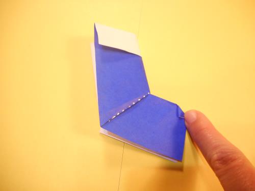 折り紙で長靴を折る折り方の手順の画像
