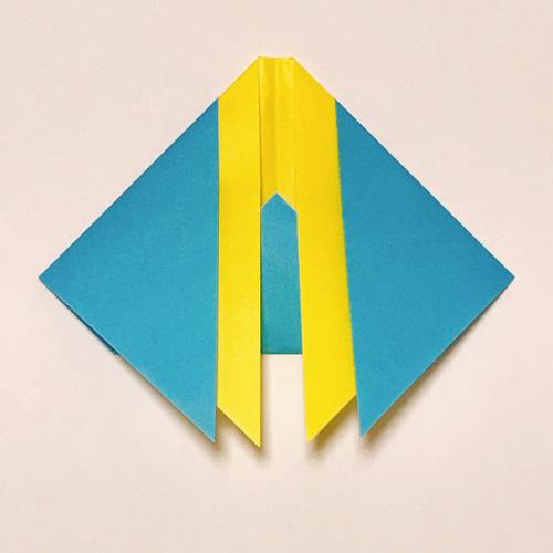 折り紙で雛人形を折る折り方の手順画像” width=