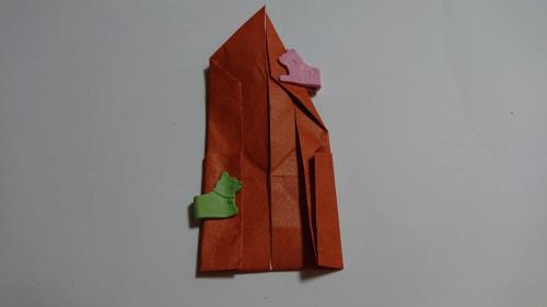 折り紙でカブトムシを折る折り方の手順画像