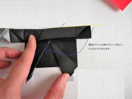 折り紙でディズニーキャラクターを折る折り方の手順画像