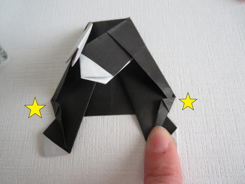 折り紙でディズニーキャラクターを折る折り方の手順画像