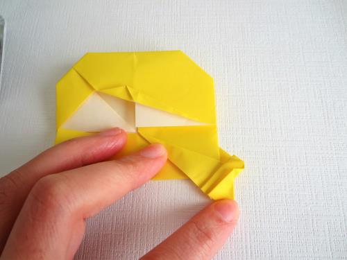 折り紙でディズニーのプリンセスを折る折り方の手順画像
