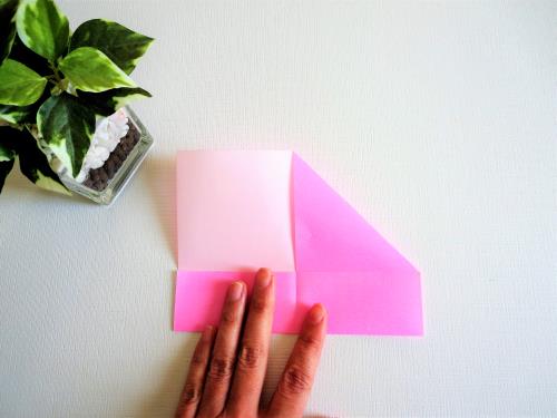 折り紙でかわいい小物入れを折る折り方の手順画像