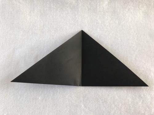 折り紙で魔女の宅急便の黒猫のジジを折る折り方の手順画像