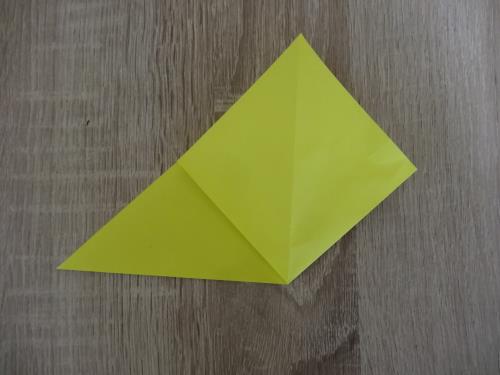 折り紙でパイナップルを折る折り方の手順画像
