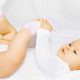 赤ちゃんの靴下がすぐ脱げる…原因と無くさないための対策
